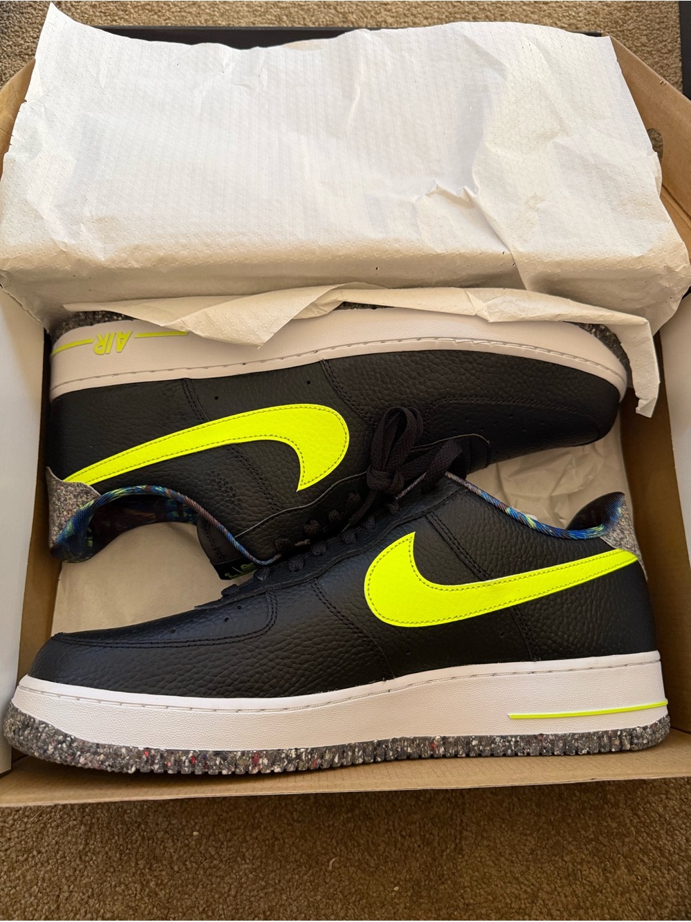 Nike Men's Black Sneakers with Neon Yellow Swoosh